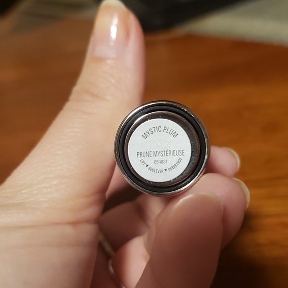 Sold ❌ Lipstick - Picture 2 of 2